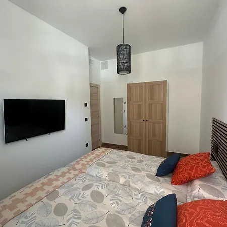 La Rosaleda Apartment *