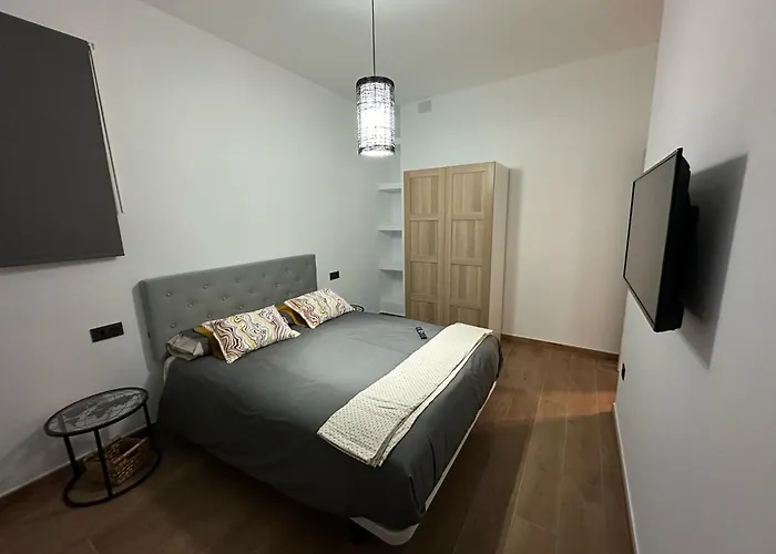 La Rosaleda Apartment *