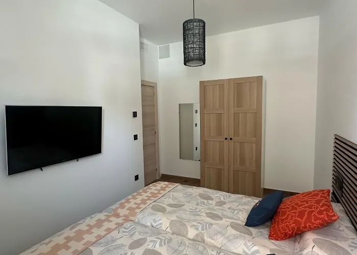 La Rosaleda Apartment *